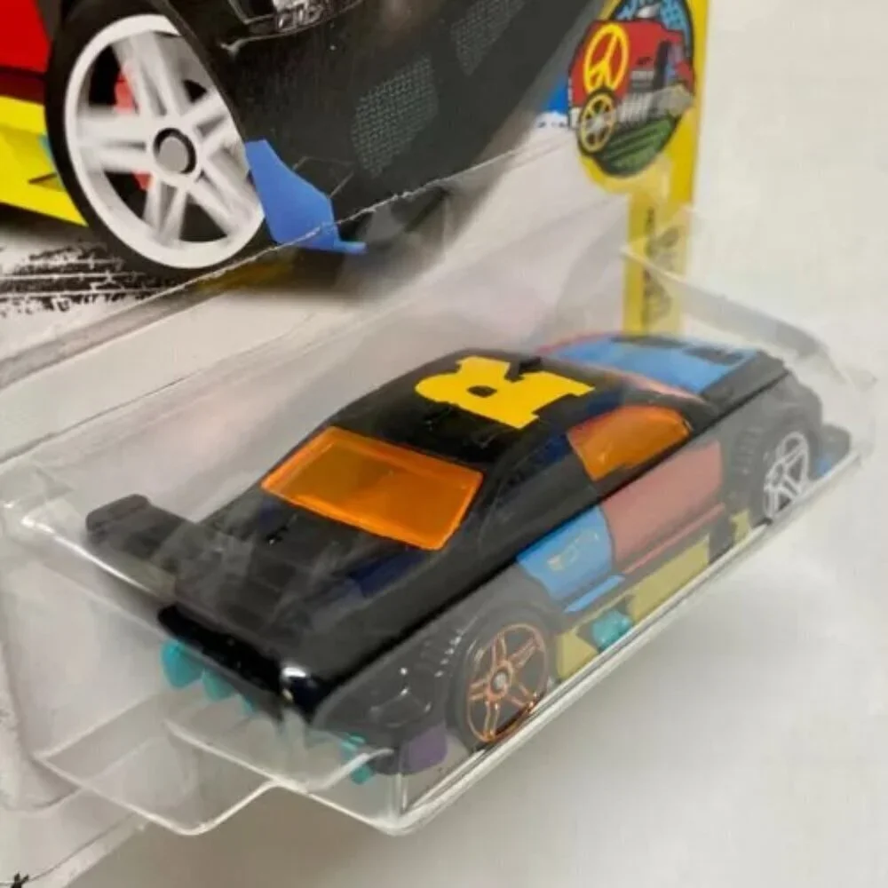 Hot Wheels Amazoom 218/365 HW Art Cars 9/10 Black Multi Color Graphics‎ 1:64 NIP